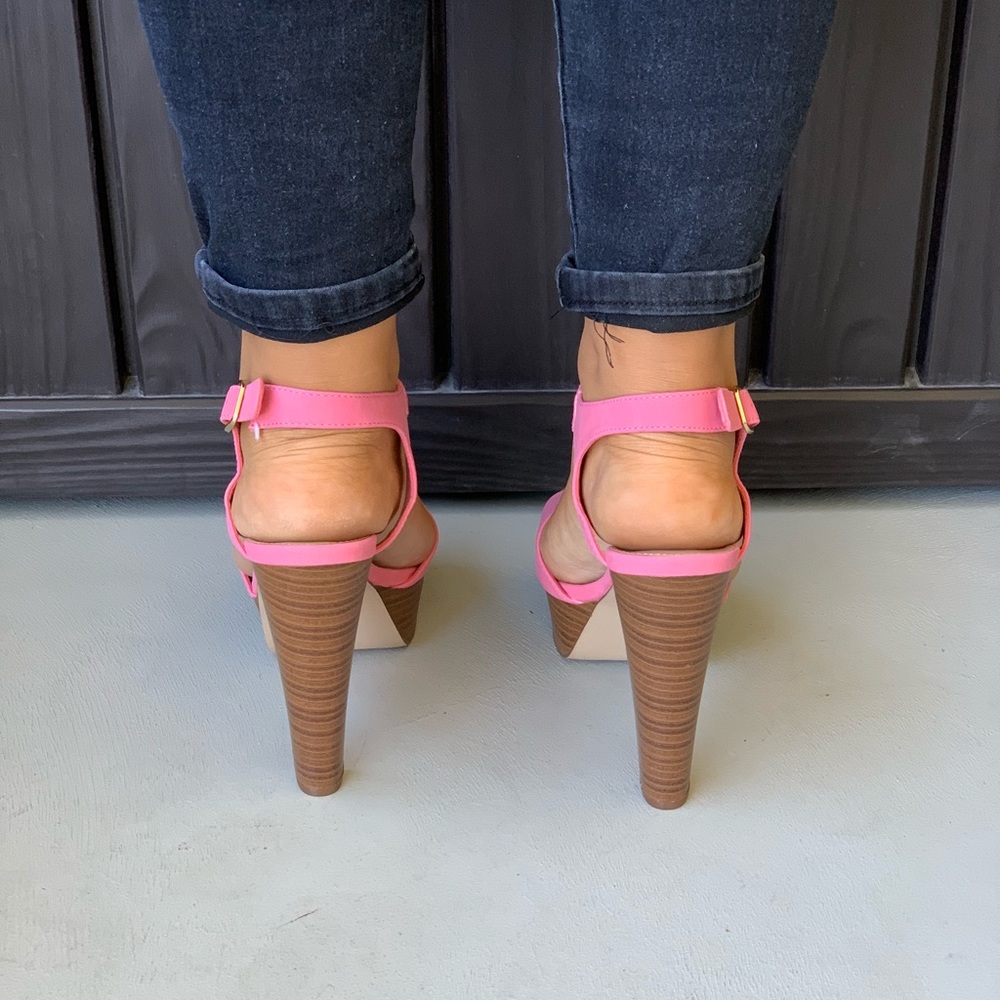 Hot Pink Peep Toe Platform Chunky Heel Sandal - Picture 7 of 8